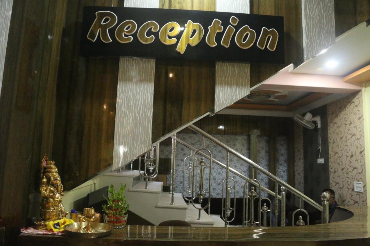 Hotel Himalaya Agartala Bagian luar foto