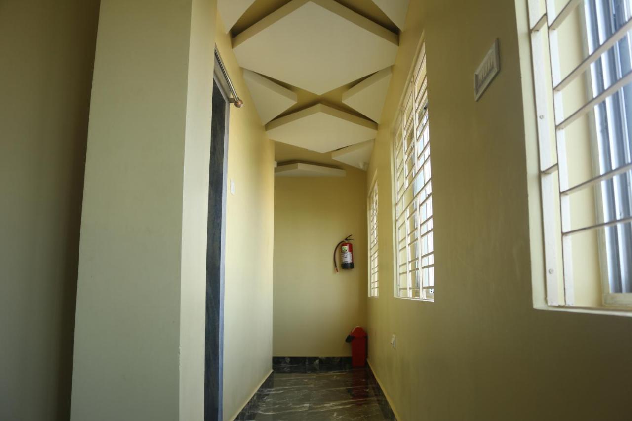 Hotel Himalaya Agartala Bagian luar foto