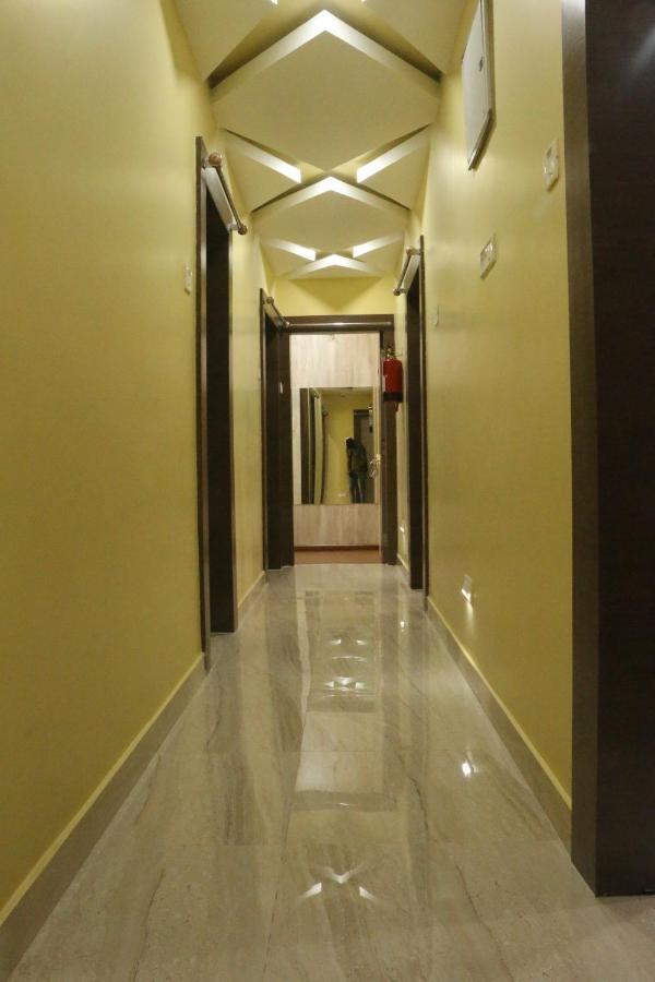 Hotel Himalaya Agartala Bagian luar foto
