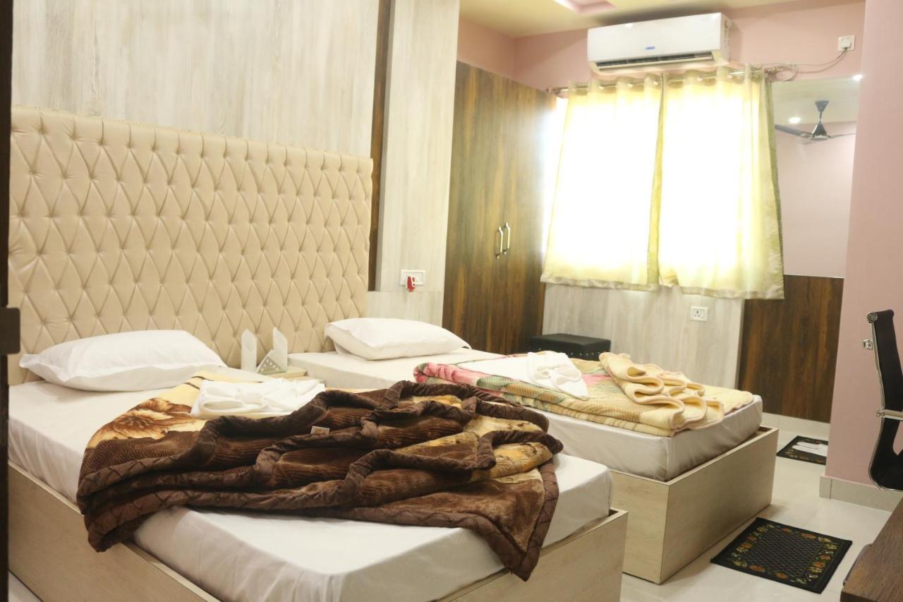 Hotel Himalaya Agartala Bagian luar foto